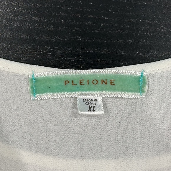 Pleione White Sheer Top - XL - Picture 9 of 14